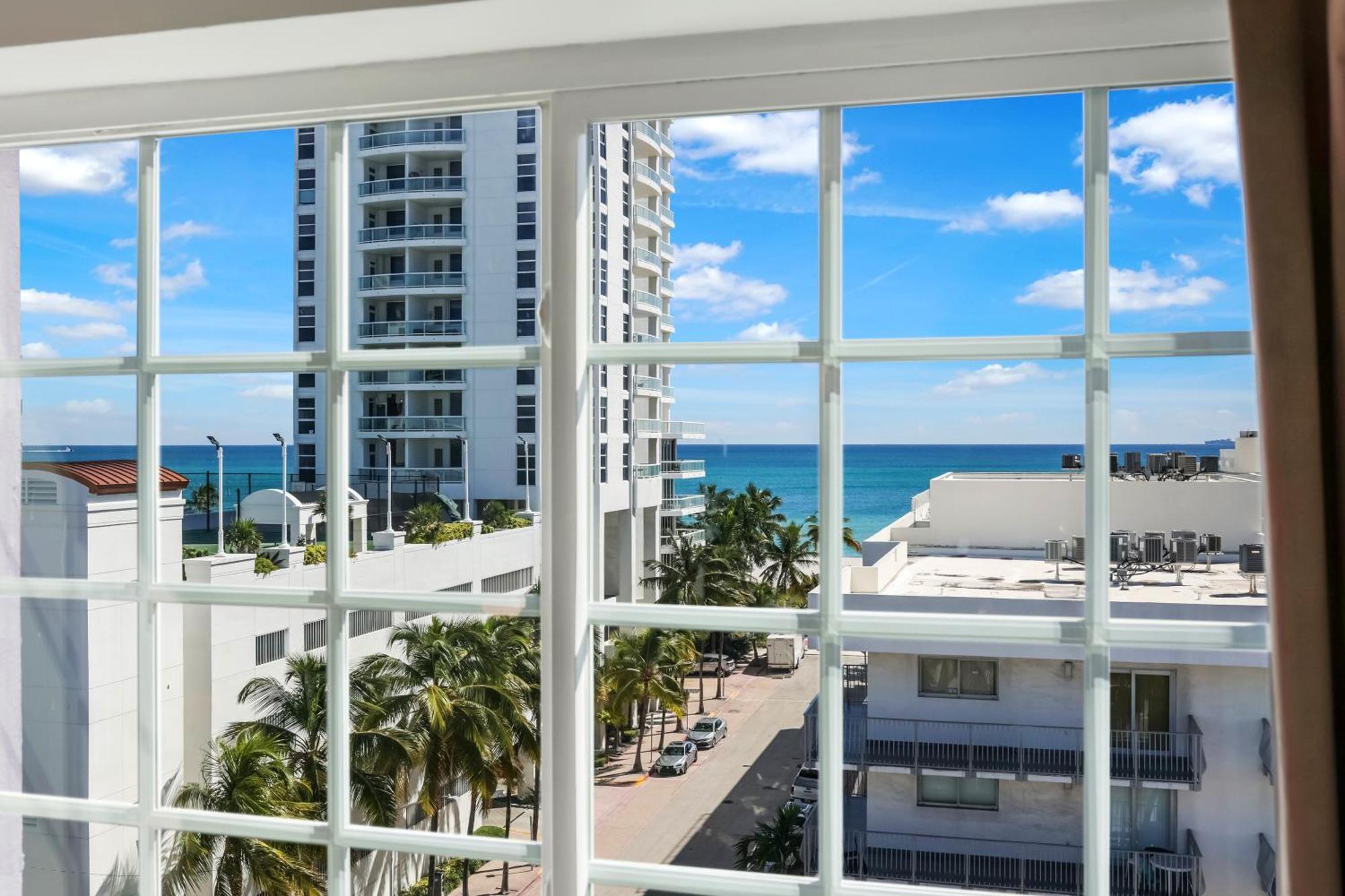 Ocean Spray Hotel Miami Beach Exteriör bild